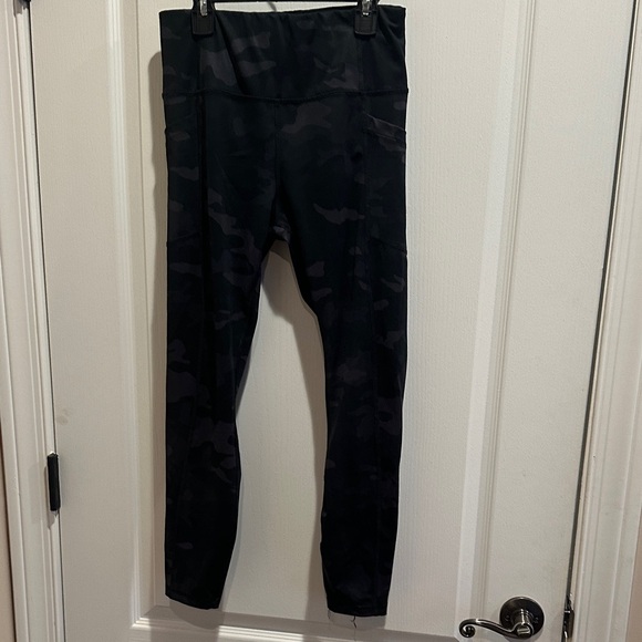 Avia Other - Kids Black Camouflage Leggings